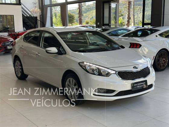KIA CERATO 1.6 SX 16V FLEX 4P AUTOMÁTICO KIA CERATO 1.6 SX 16V FLEX 4P AUTOMÁTICO